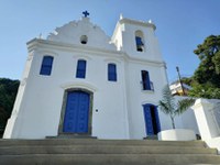 Em fase de conclusão de obras, Igreja de Nossa Senhora do Rosário (ES) recebe visita de arcebispo