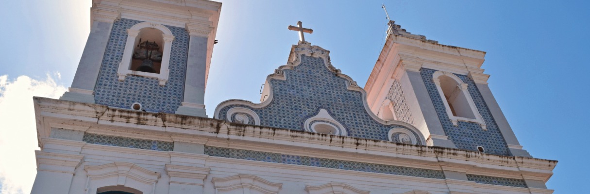 Igreja Matriz em Coqueiro Seco (AL)