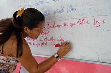 Valorização Línguas
