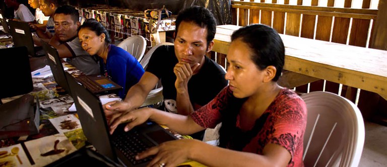 Língua e Identidade