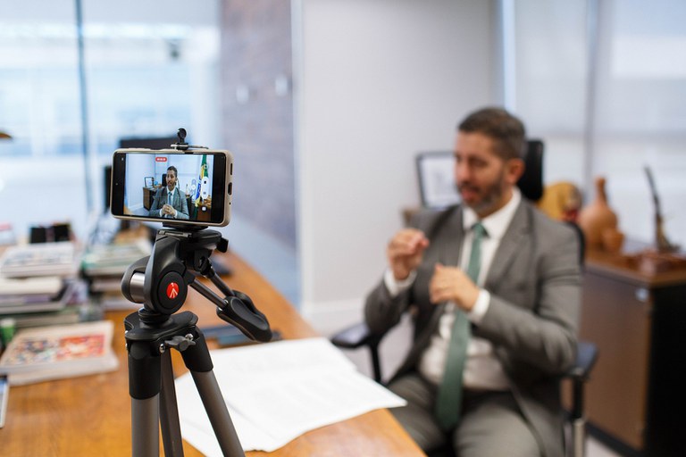 4 2024_DF_Brasilia_LeandroGrassEntrevista (13).jpg