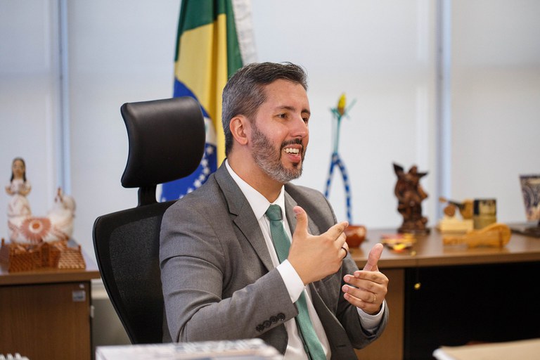 5 2024_DF_Brasilia_LeandroGrassEntrevista (53).jpg