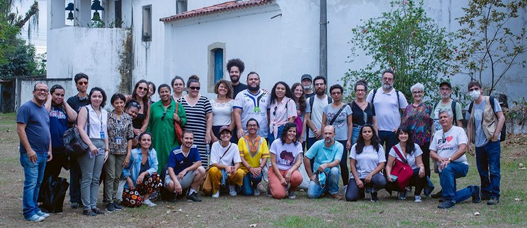 Turma do mestrado em visita ao Museu Vivo de São Bento - Caxias/RJ, concebido como um museu de território. Foto: Oscar Liberal