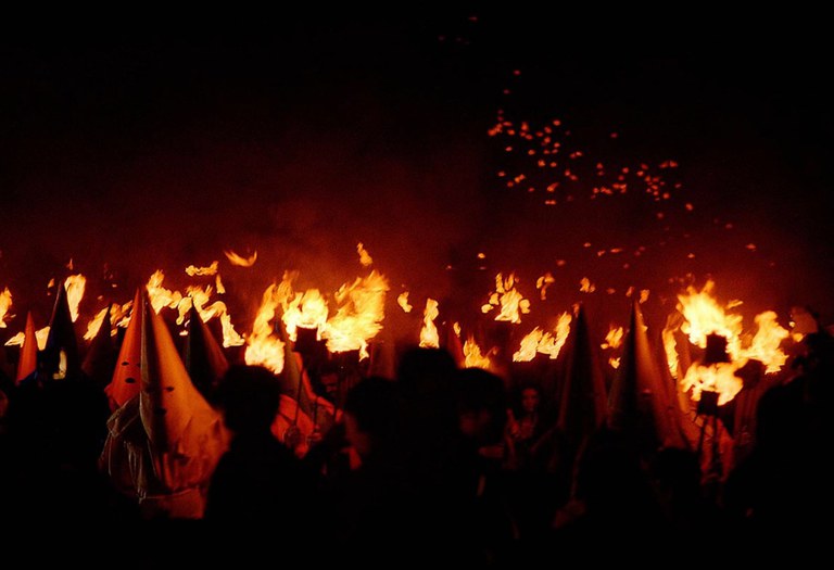 Procissão do Fogaréu na cidade de Goiás (GO) (Foto: Acervo Iphan-GO)  