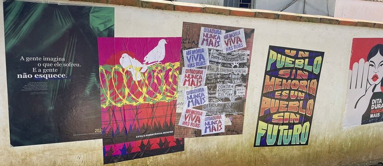 A mostra que inspira o debate ocupou os muros do Iphan-PR com colagem de lambe-lambe. (Foto: Iphan-PR)