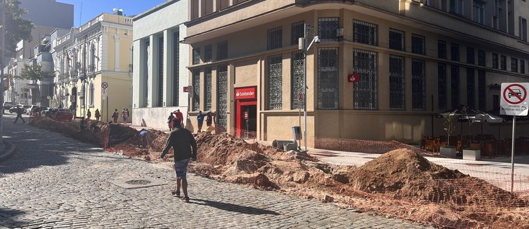 Áreas das estruturas encontradas no entorno da Praça XV de Novembro, em Florianópolis (SC)