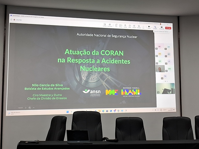 Reunião sobre exercício simulado de emergência na CNAAA