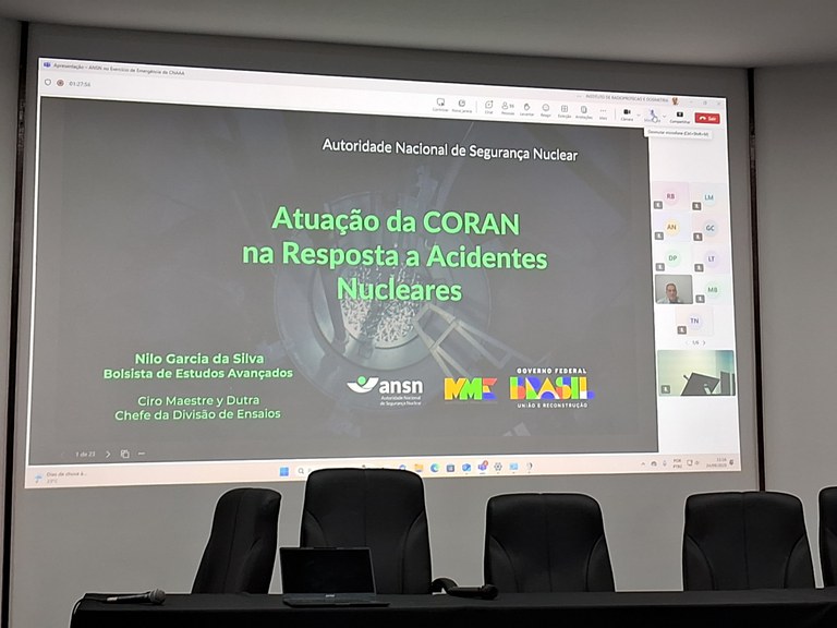 Reunião sobre exercício simulado de emergência na CNAAA