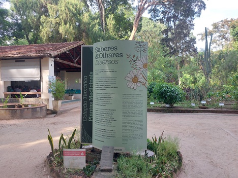 Entrada da Coleção Temática de Plantas Medicinais do JBRJ | Foto: Ester Santos