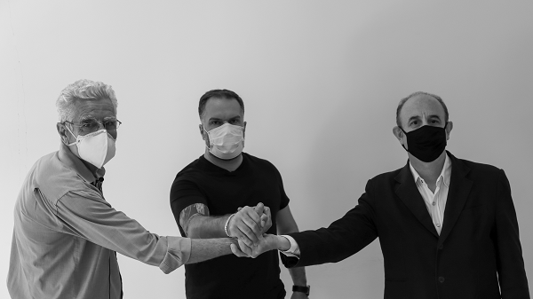  Antonio Luiz Quinelato (Coordenador do LAPOC/CNEN), Ailton Goulart (Prefeito de Caldas, MG) e Rogério Mendes Carvalho (Diretor de Recursos Minerais da INB).