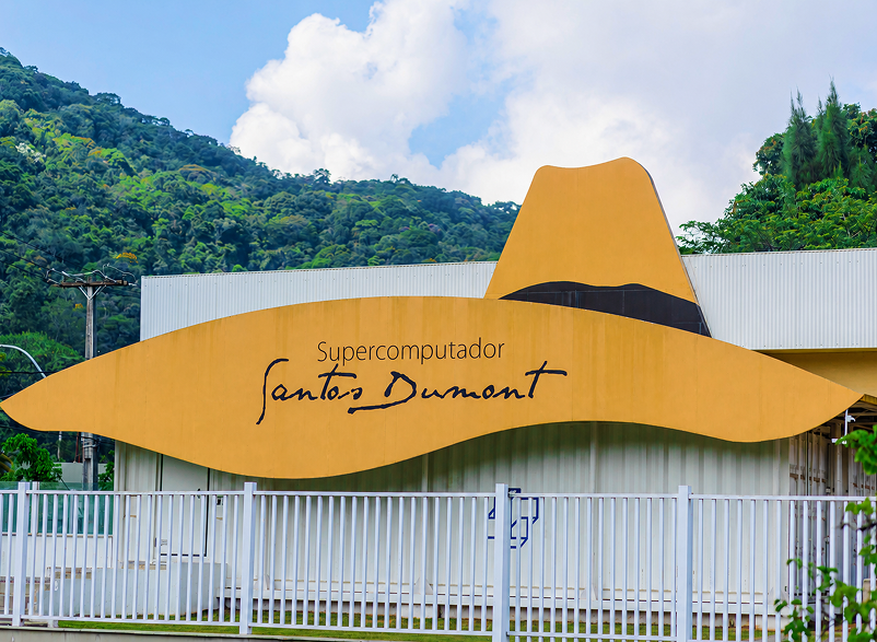 Foto do Supercomputador Santos Dumont