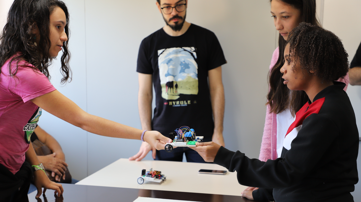Feira de ciências do projeto Meninas STEM