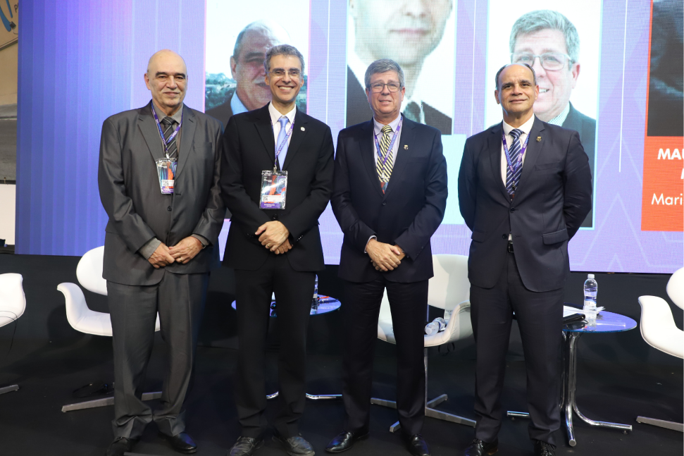 Diretor do LNCC participa de painel sobre Inteligência Artificial e inovação estratégica na Rio Innovation Week 2026