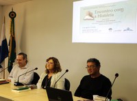 Foucault em dois tempo é tema de debate