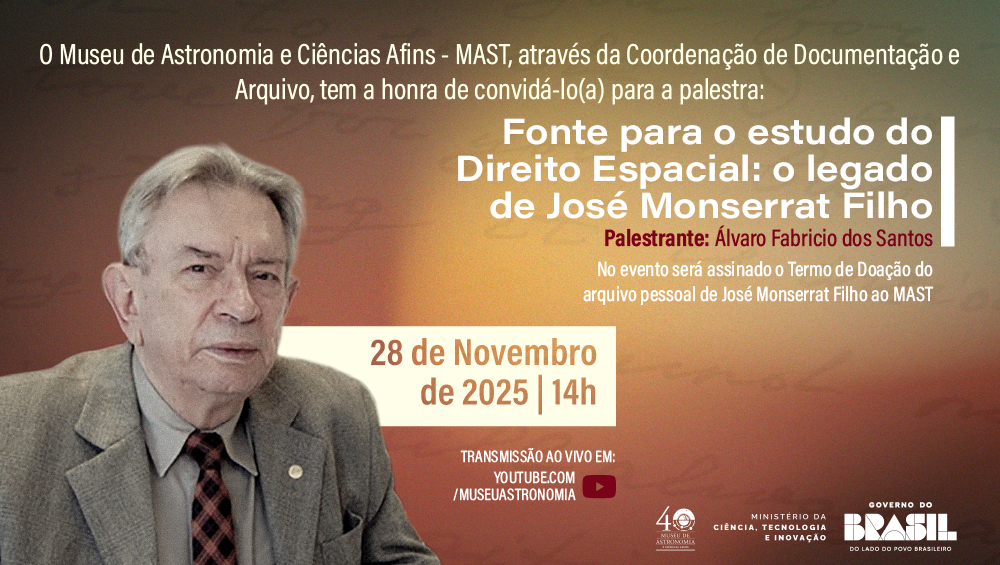 Assinatura do Termo de Doação do arquivo pessoal de José Monserrat Filho