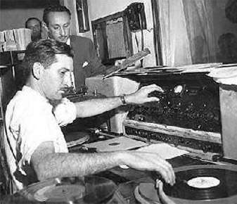 Roquette-Pinto durante inauguração da Rádio Sociedade do Rio de Janeiro