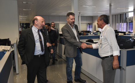 MCom visita Imprensa Nacional