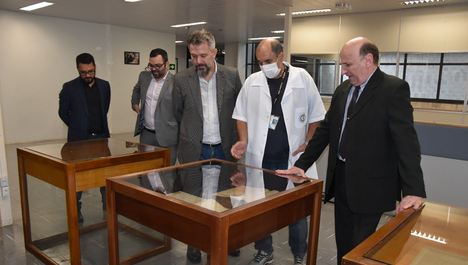 Mcom visita Imprensa Nacional