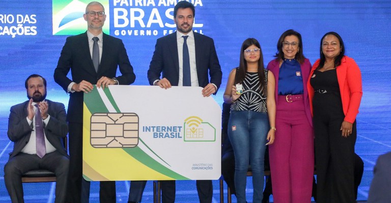 "Preparamos o Brasil para o futuro", diz ministro das Comunicações