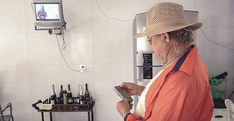 MCom lança novos sistemas para expandir o serviço retransmissão de televisão digital