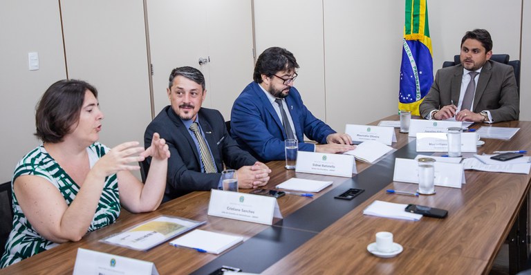 Provedores de internet apresentam demandas ao MCom