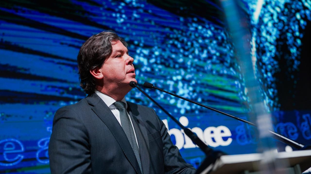 Evento reuniu lideranças do setor eletroeletrônico; ministro reforçou políticas que ampliam investimentos, fortalecem a indústria nacional e aceleram a transformação digital no país