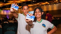 Programa do Ministério das Comunicações entrega mais de 3,6 mil chips para estudantes de Minas Gerais