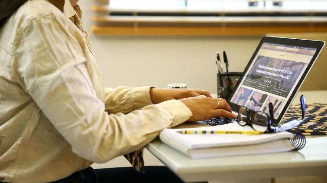 O fortalecimento do setor nos últimos anos, apoiado pelo Ministério das Comunicações, impulsionou a criação de novas oportunidades para profissionais da área