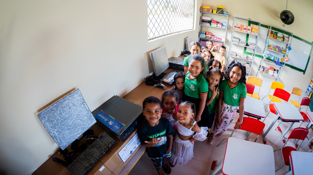 Acordo de cooperação fortalece o programa Computadores para Inclusão e vai ampliar o acesso à tecnologia para comunidades vulneráveis