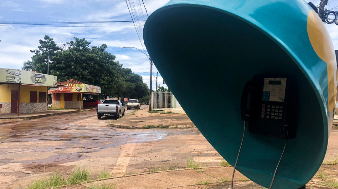 Fim das concessões marca transição definitiva da telefonia pública para as redes móveis