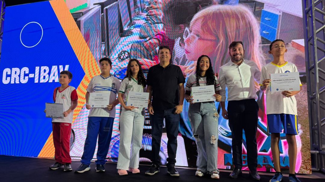 Certificados foram entregues pelo coordenador-geral de Inclusão Digital, Gustavo Lima, a estudantes de Santa Terezinha, Santa Luzia, Quixaba, Patos e Campina Grande no interior paraibano