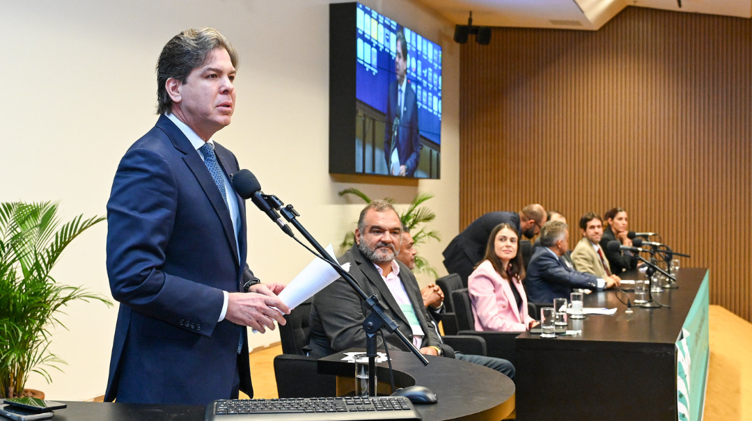 Ministro das Comunicações, Frederico de Siqueira Filho, participou da abertura do evento na manhã desta quarta-feira (10)