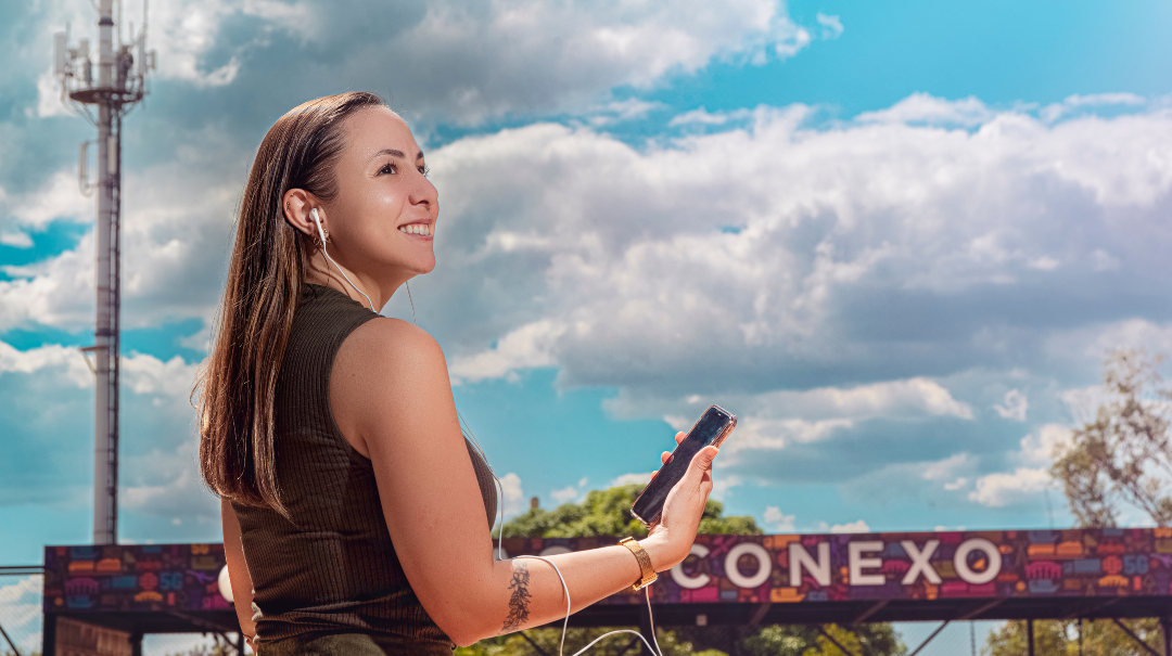 Somente em janeiro de 2026 foram registradas 118 mil queixas na Anatel sobre serviços de telefonia e TV por assinatura