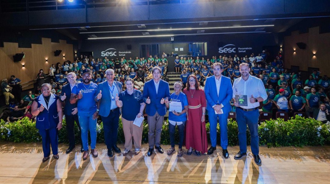 Ministro Frederico de Siqueira Filho participa de evento em João Pessoa (PB) e anuncia doação de computadores para cooperativas de reciclagem