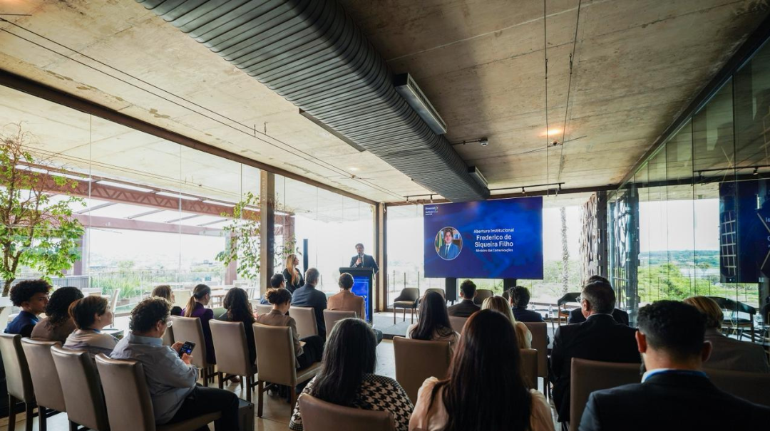 Ministro e secretário participam de evento sobre data centers com foco no Redata