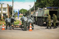 Em exercício coordenado pelo MCTI, militares da Marinha do Brasil realizam simulações de ataques químicos