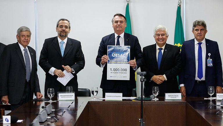 08052019reuniocomoministrodaeducaoabrahamweintraubeoministrodacinciatecnologiainovaesecomunicaesmarcospontes_47806377231_o.jpg