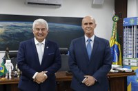 Marcos Pontes recebe futuro embaixador do Brasil em Israel, general Menandro