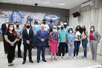 Ministro conhece projetos científicos de estudantes do ensino médio