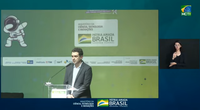 Brasil avança no sequenciamento genético do coronavírus, destaca palestrante da SNCT