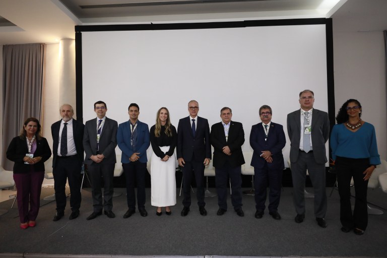 2022-05-16 at 22.16.06.jpeg