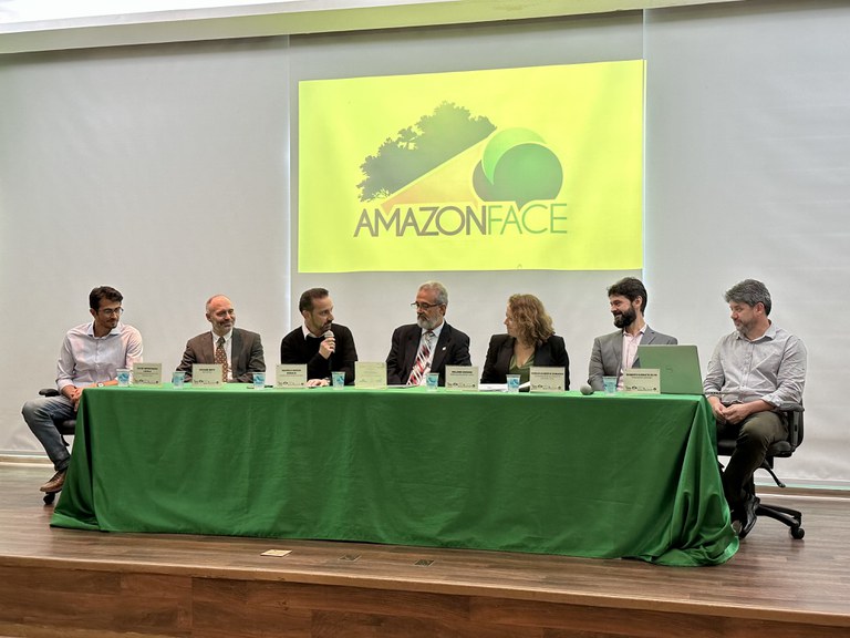 Evento_cientifico_AmazonFACE.jpg