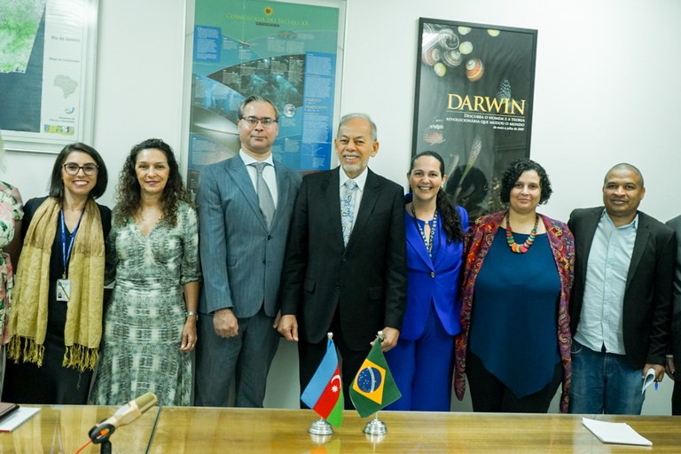 Secretary of Science and Technology for Social Development receives the Azerbaijani Ambassador to Brazil