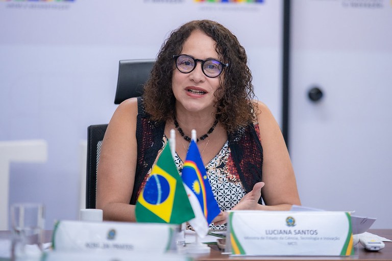 Minister Luciana Santos announces measures to promote racial equity in science — Ministry of Science, Technology and Innovation