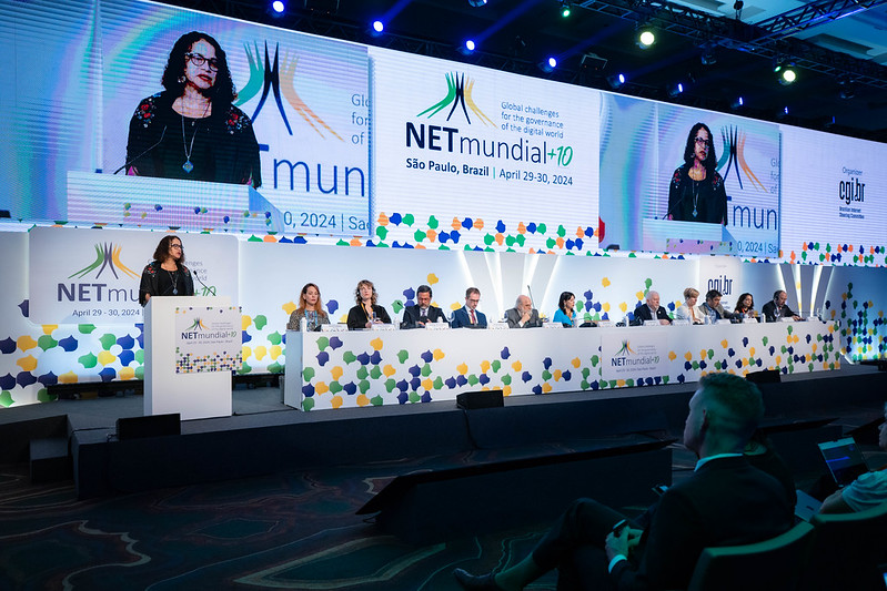 Luciana Santos participou da abertura do no NETmundial+10, realizado em São Paulo dez anos depois do primeiro evento, quando foi sancionado o Marco Civil da Internet