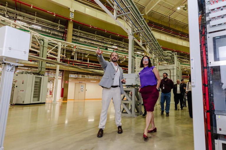 Ministra do MCTI visita obras do Orion e acompanha expansão do Sirius, em Campinas (SP)