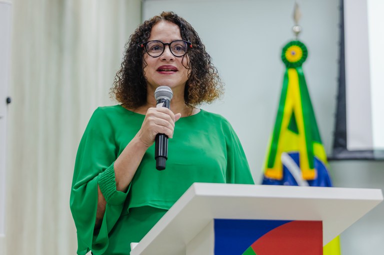 “Ciência, tecnologia e inovação devem estar a serviço da inclusão”, diz ministra Luciana Santos em lançamento da Rede TEA