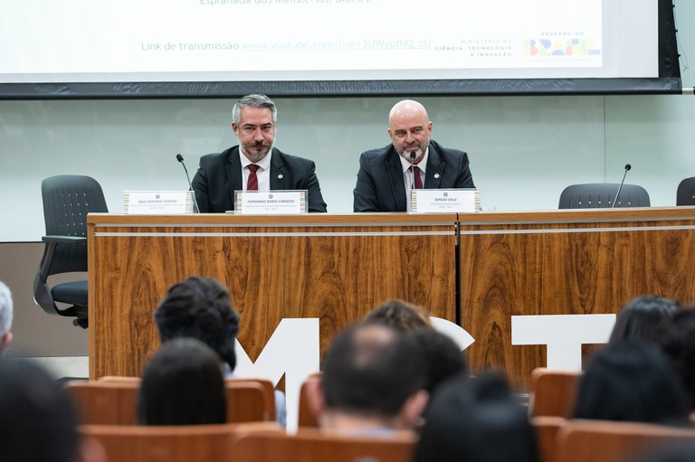 No Dia do Servidor Público, MCTI lança campanha contra o assédio e a discriminação