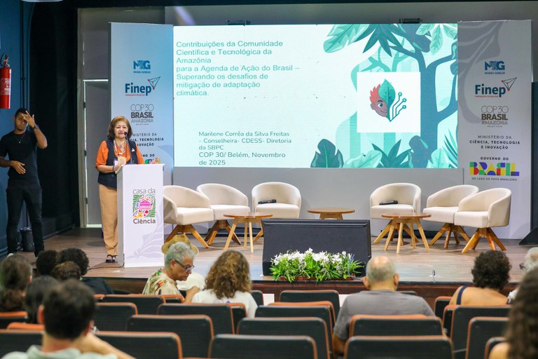 Casa da Ciência inicia segunda semana com debate sobre contribuições da Amazônia ao clima (2).jpg