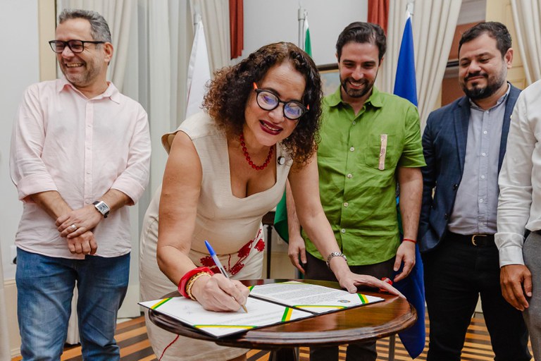 WhatsApp Image 2025-11-13 at 15.55.22 (1).jpeg